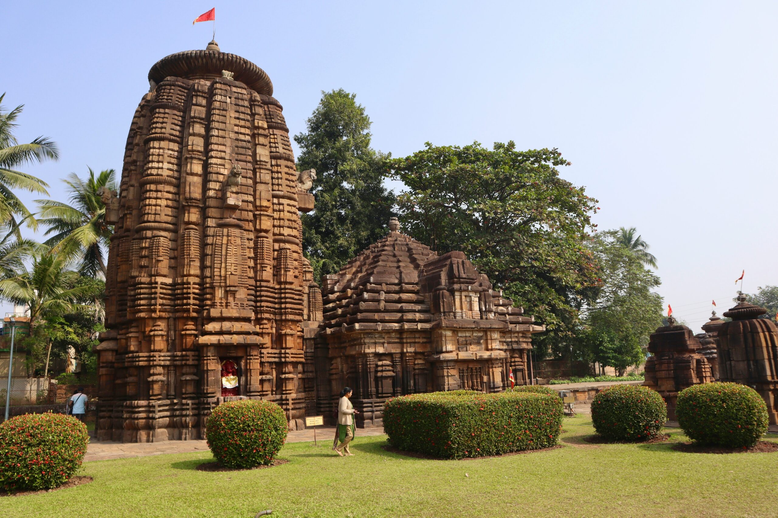 You are currently viewing Exploring the Untouched Heritage: The Hidden Villages of Odisha and Their Timeless Art Forms